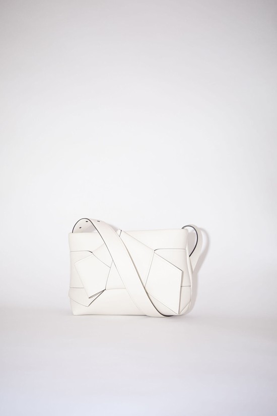 White / Black Acne Studios Musubi Shoulder Bag | AULE-16723