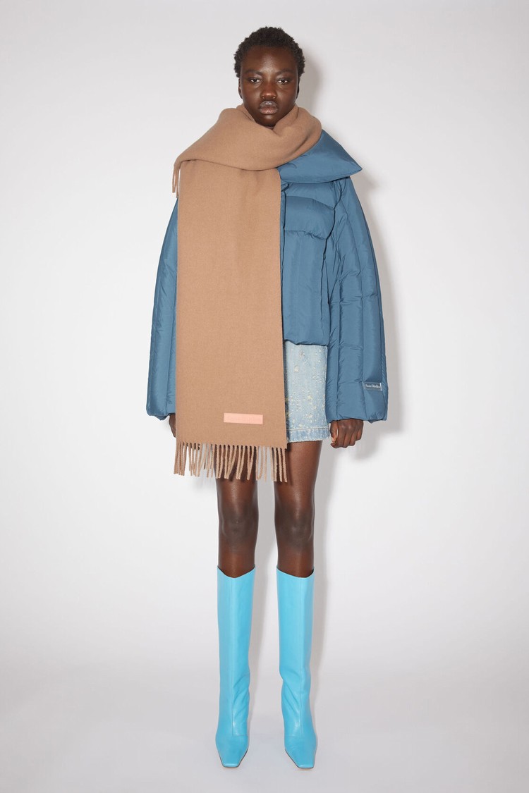 Beige Acne Studios Rich Wool Fringe - Narrow Scarf | FIMH-54230