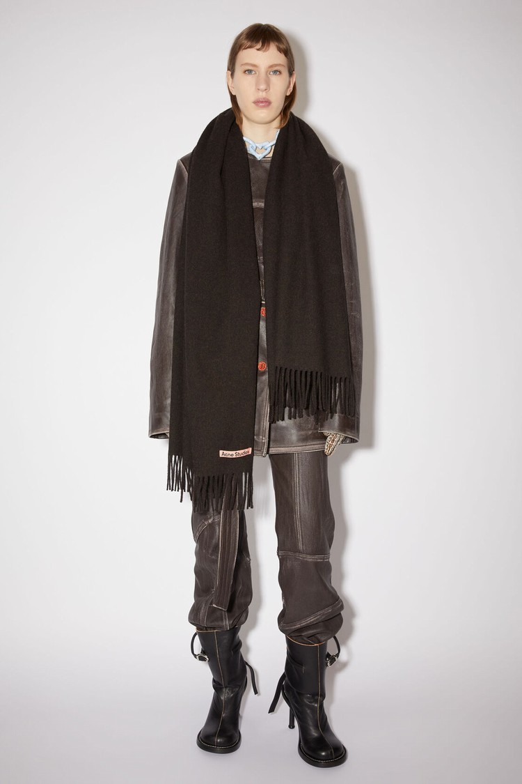 Chocolate / Brown Acne Studios Fringe Wool - Oversized Scarf | VNBH-87251