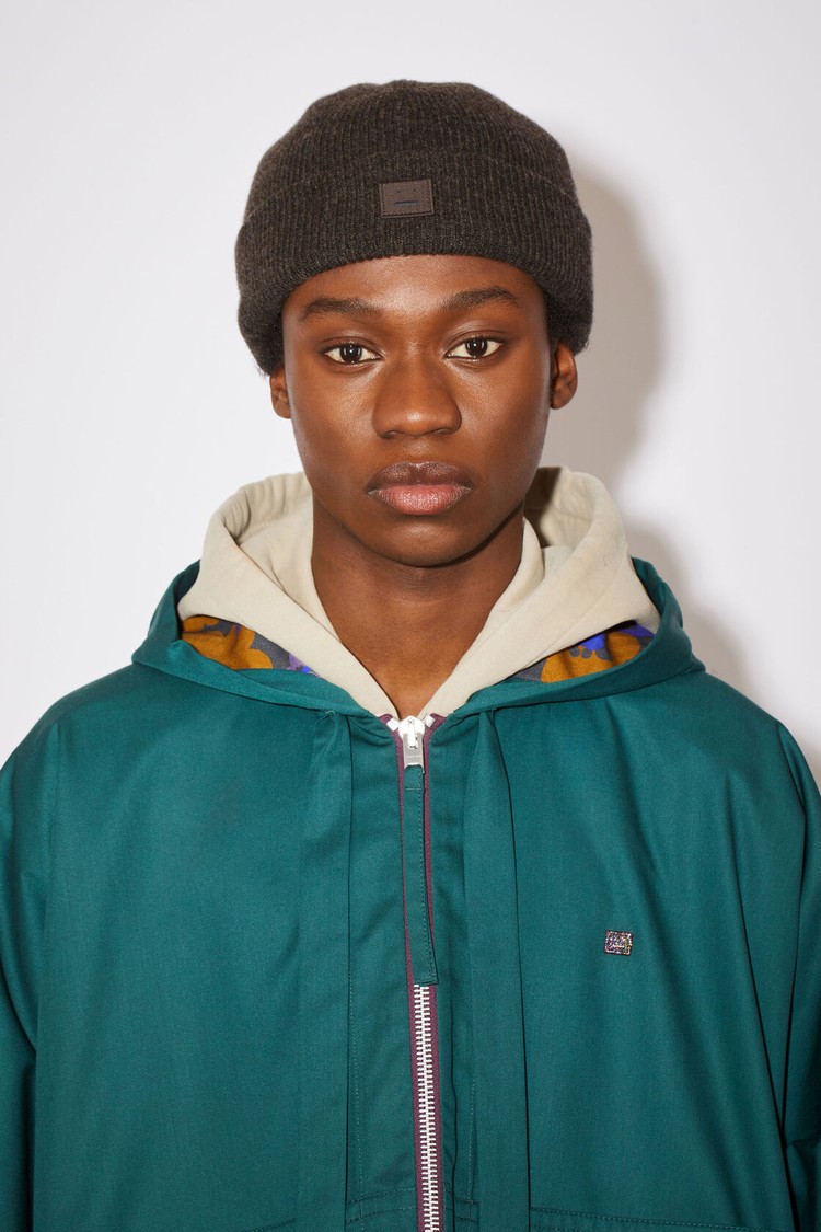 Grey / Brown Acne Studios Small Face Logo Beanie | MDRG-61902