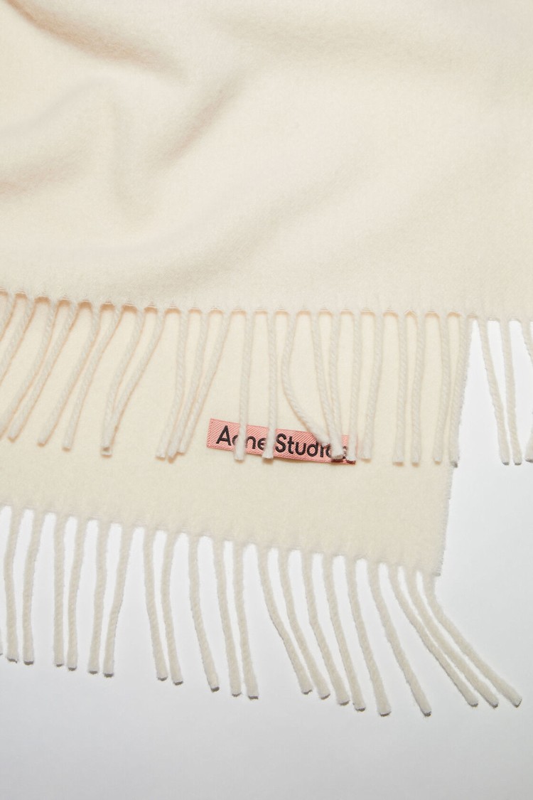 White Acne Studios Fringe Wool - Oversized Scarf | IGXY-86794