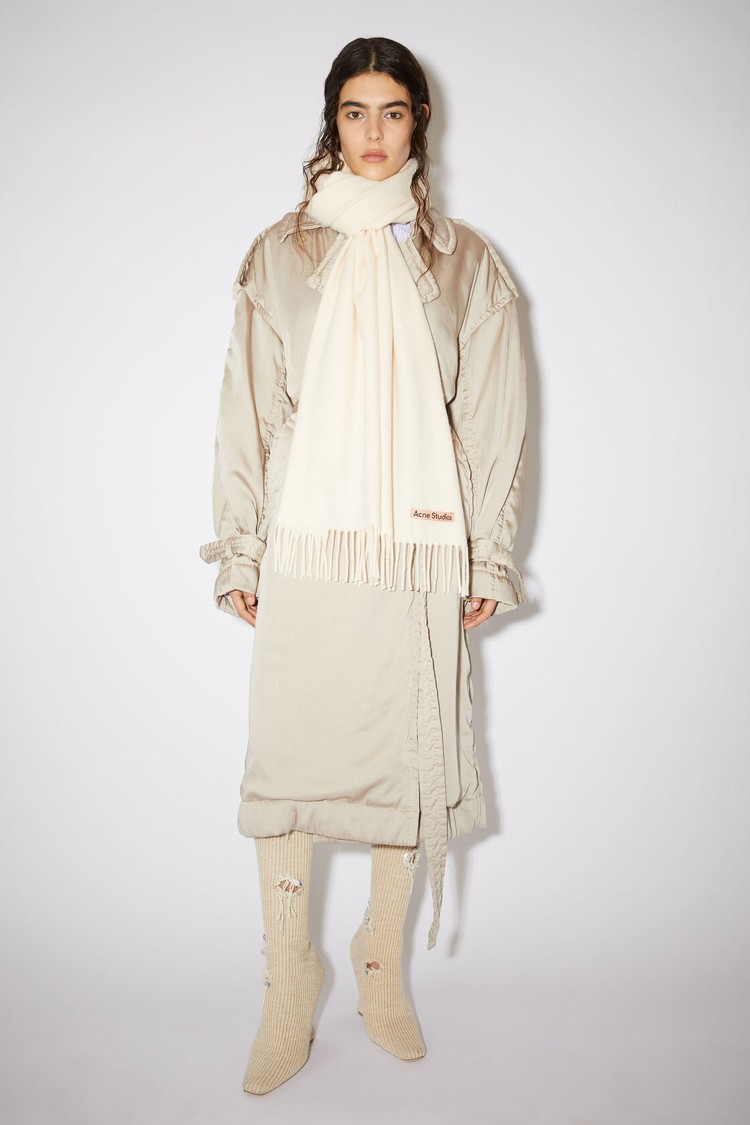 White Acne Studios Fringe Wool - Oversized Scarf | TYKA-28530