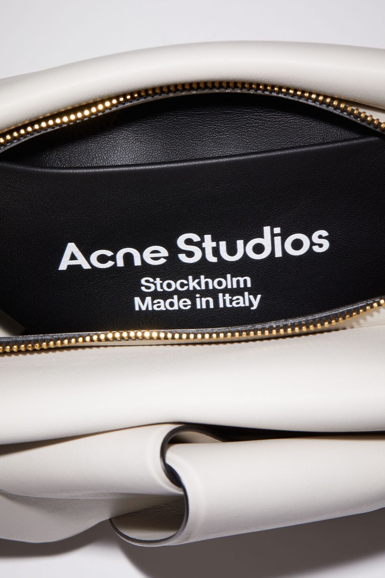 White / Black Acne Studios Musubi Shoulder Bag | AULE-16723