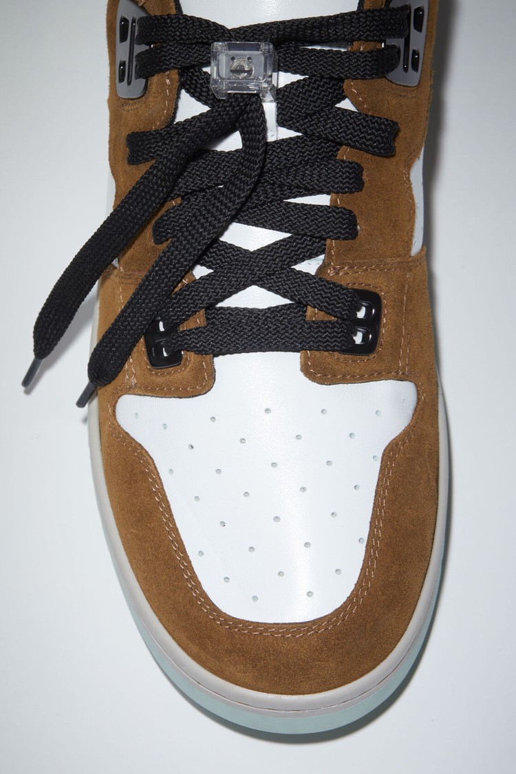 White / Brown Acne Studios Low Top Basket Leather Men's Sneakers | NBLX-93051